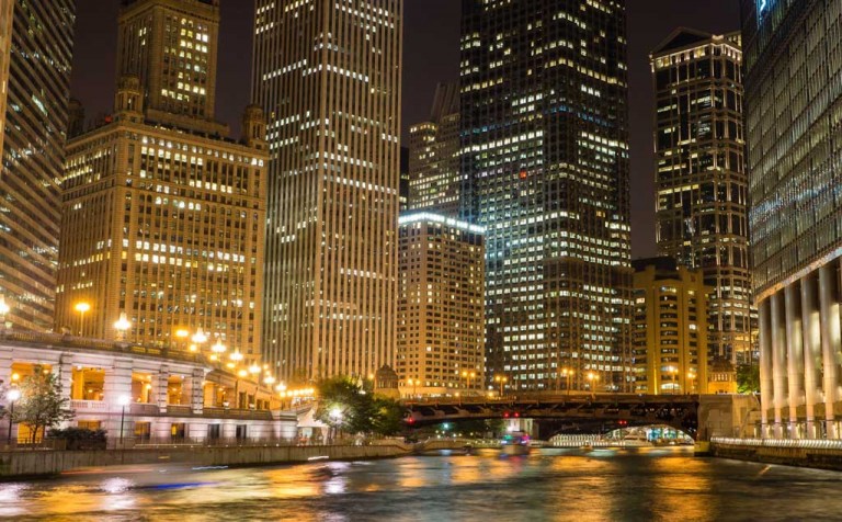 The road to the Illinois primary turns violent