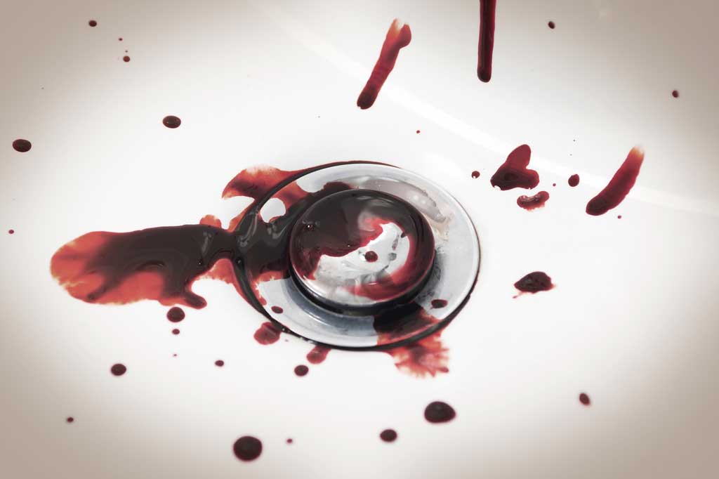 Girl dies in H.S. bathroom fight in Del.