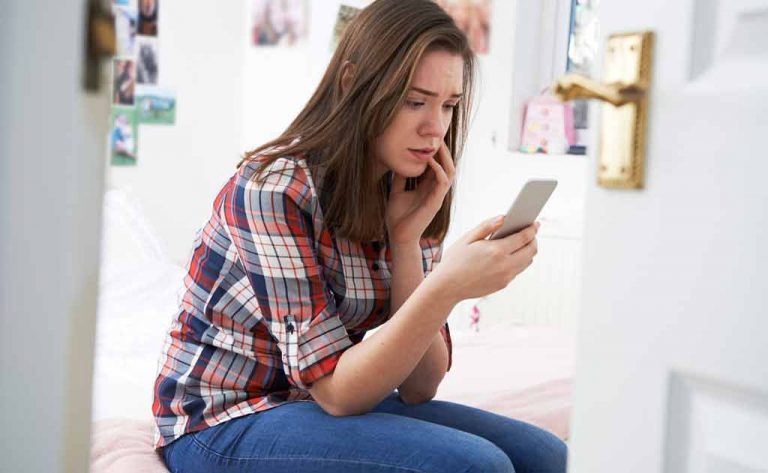 Cyberbullying more likely between past relations