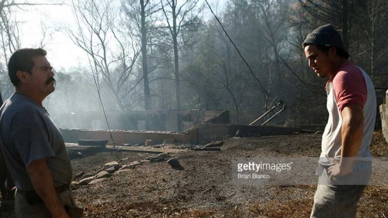 Tenn. wildfires cause evacuations, school closures