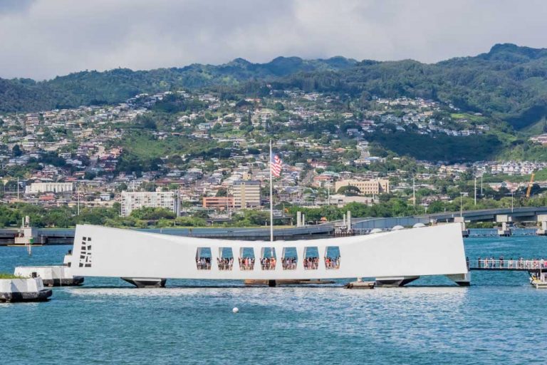 Japan’s prime minister to visit Pearl Harbor