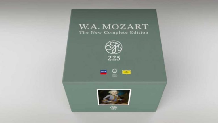 For the most CDs sold in 2016: W.A. Mozart