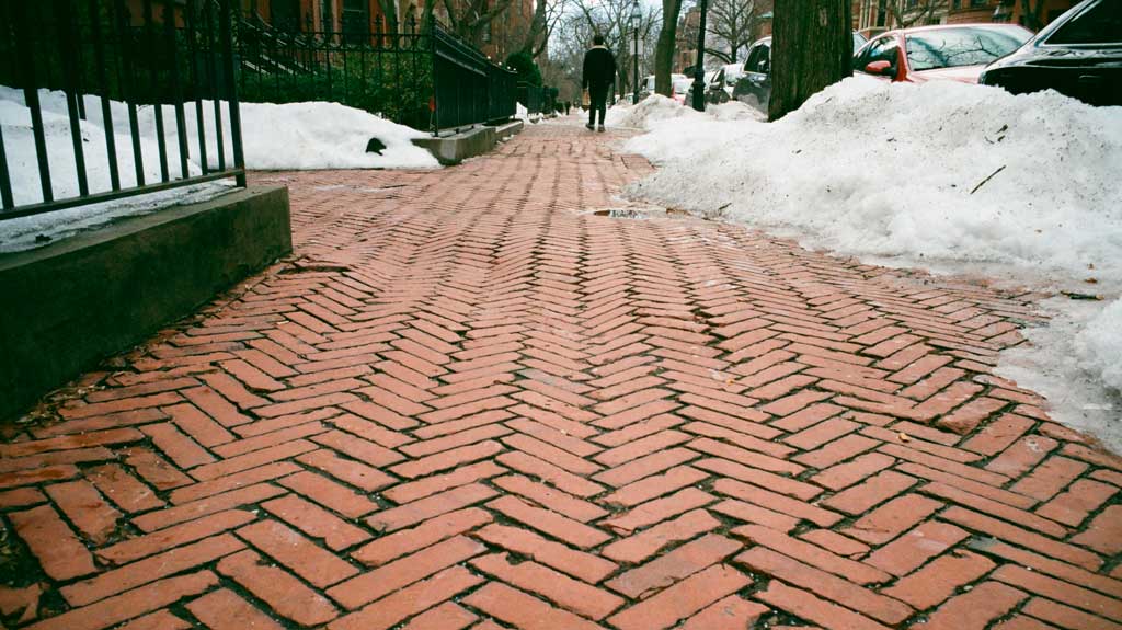 Storm that brought 5.2″ to Moline now a nor’easter