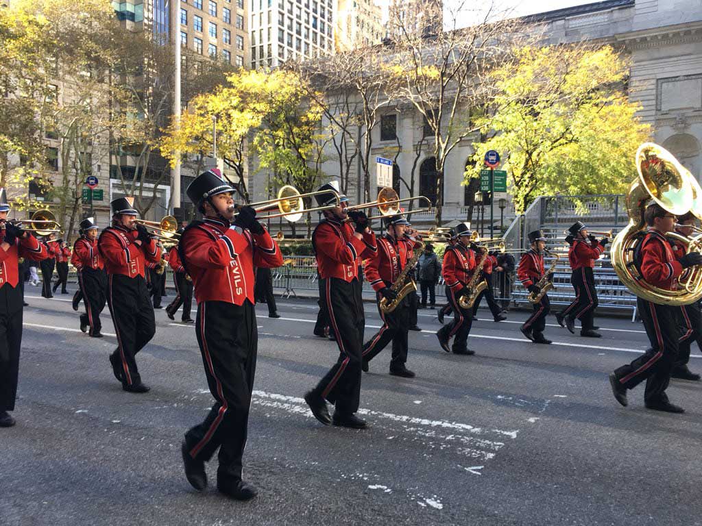 Bands from Hinsdale to Havre honor vets on 5th Ave.