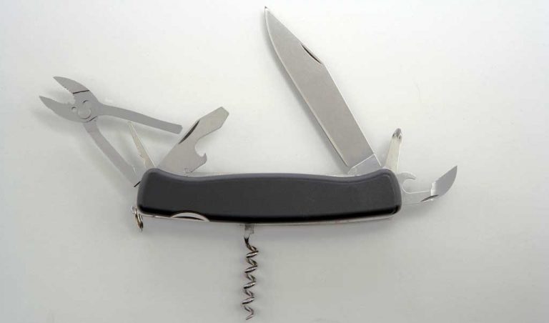 Student stabbed during Panther Hour in Annapolis
