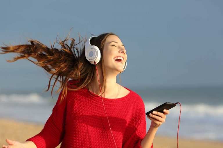 Brain shaped by native language and music