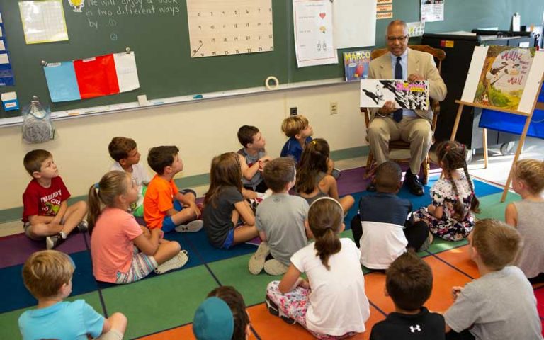 Hogan in Md. hires accountability watchdog