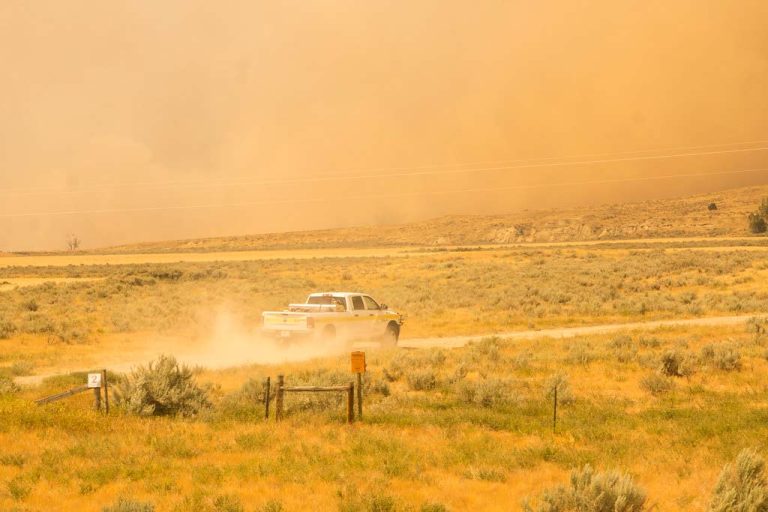 Canadian wildfires once again stretch to US