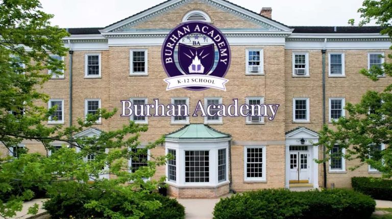 Elgin Acad. closes; Islamic K-12 school may move in