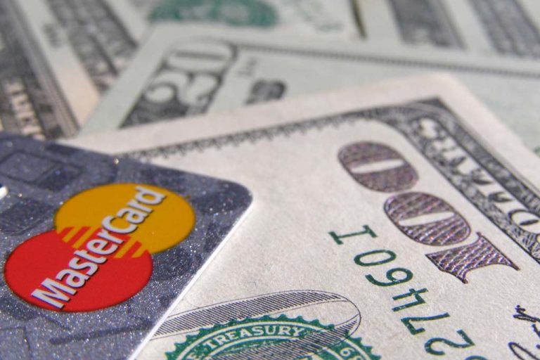 On teaching financial literacy in high school