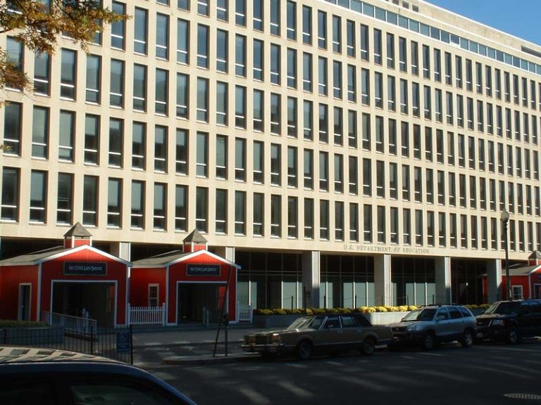 Trump can fire US Ed. Dept. staff