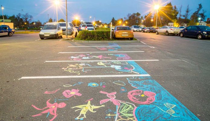 parking-lot-chalk