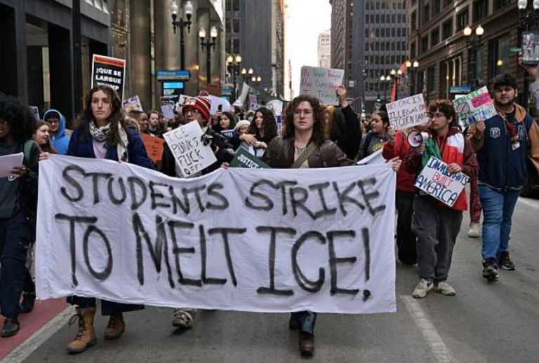 Students walk out for immigration reform