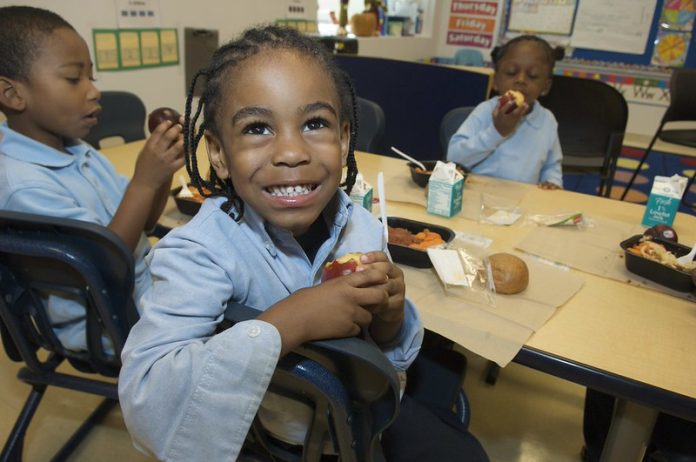 students-in-cafeteria